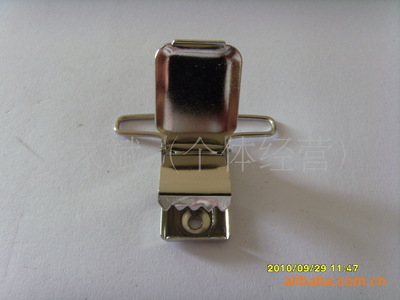 專業(yè)供應(yīng)優(yōu)質(zhì)箱包配件與服裝輔料，助力時尚產(chǎn)業(yè)升級